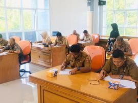 Khazanah Arsip Sekretariat Berupa Dokumentasi (Foto) Tahun 2019 tentang Seleksi Terbuka JPT Bulan...