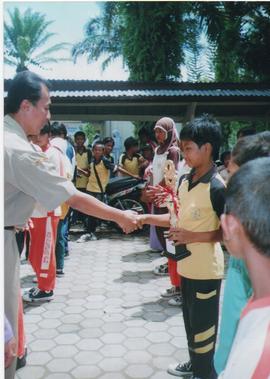 Kegiatan Lomba dalam rangka memeriahkan HUT RI ke 61 Tahun 2006 15