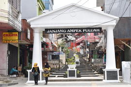 Foto Revitalisasi Jenjang, Pedestrian dan Monumen Kota Bukittinggi Tahun 2017 dan 2018 131