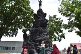 Foto Revitalisasi Jenjang, Pedestrian dan Monumen Kota Bukittinggi Tahun 2017 dan 2018 109