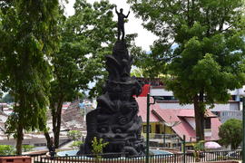 Foto Revitalisasi Jenjang, Pedestrian dan Monumen Kota Bukittinggi Tahun 2017 dan 2018 14