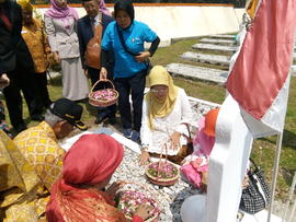 Foto Kegiatan memperinggati gugurnya bagingo aziz can 14