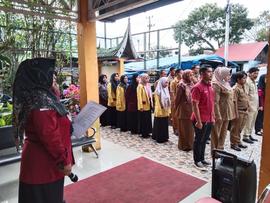 Foto Upacara Pada Dinas Sosial pada tanggal 24 oktober 2022 foto 3