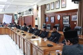 kegiatan demo jalan minangkabau tentang keberatan terhadap proses tender awning